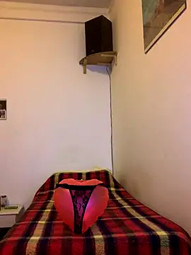 Malvino1934 online show from December 2, 9:38 pm