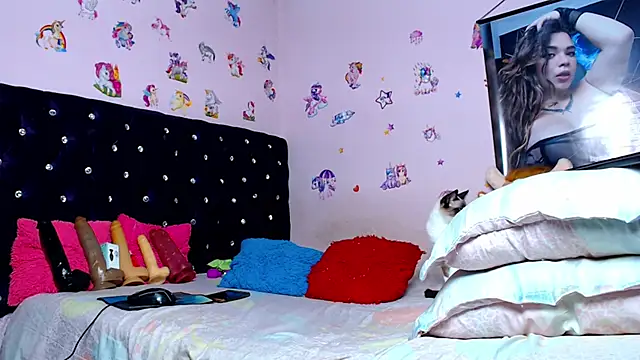 ShantalTsFox online show from April 1, 1:08 am