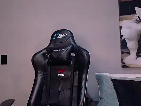 owen seth1 online show from April 17, 9:50 pm