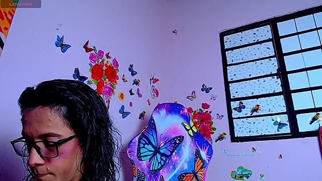 DaslyTsRoze online show from February 17, 1:14 am