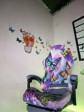 DaslyTsRoze online show from April 23, 1:34 am