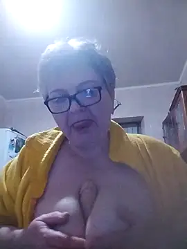 Snapshot of MillanaOcean chatting on December 1, 10:21 pm MillanaOcean online show from December 1, 10:21 pm