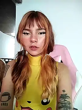 Snapshot of JennBenett_ chatting on November 27, 12:16 pm JennBenett online show from November 27, 12:16 pm