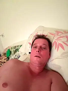 zsoltsebestyen1 online show from November 30, 12:00 am