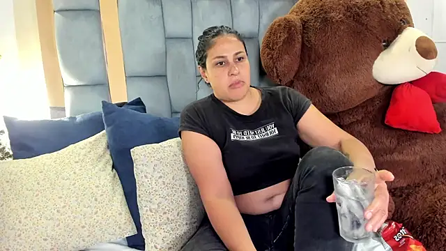 lissaharris online show from December 2, 10:22 pm