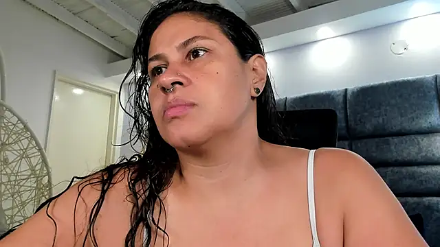 lissaharris online show from December 17, 11:59 am