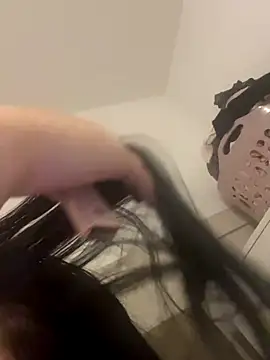 sluttybabex online show from November 24, 11:49 pm