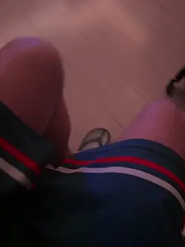 Snapshot of klkmam chatting on December 16, 5:50 pm klkmam online show from December 16, 5:50 pm