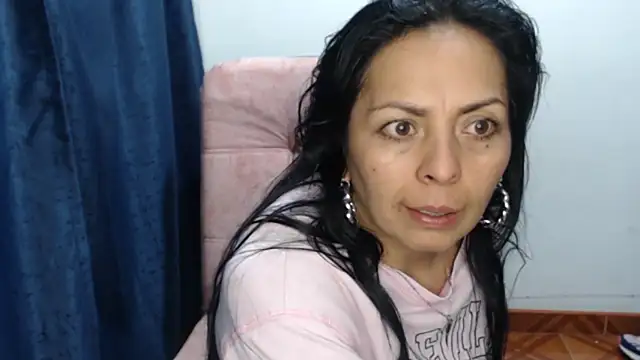 Paolahotty online show from February 21, 11:29 pm