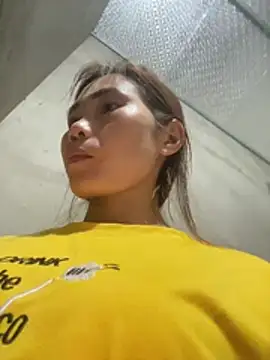 meganmeo online show from March 25, 3:00 pm