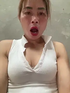 meganmeo online show from May 1, 12:59 am