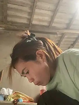 meganmeo online show from April 10, 5:58 am