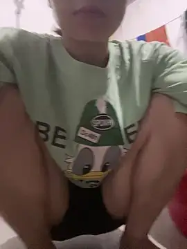 meganmeo online show from May 18, 4:23 pm