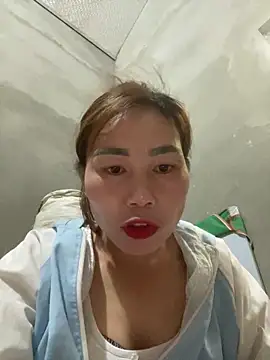 meganmeo online show from April 27, 11:08 am