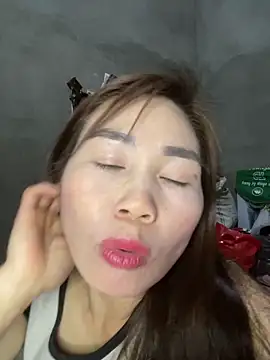 meganmeo online show from February 10, 3:33 pm