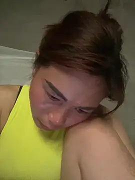 meganmeo online show from March 31, 6:15 am