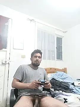Snapshot of Elrompecucas28 chatting on February 8, 3:26 am Elrompecucas28 online show from February 8, 3:26 am