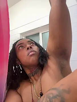 seductivefreak7 online show from May 16, 6:34 am