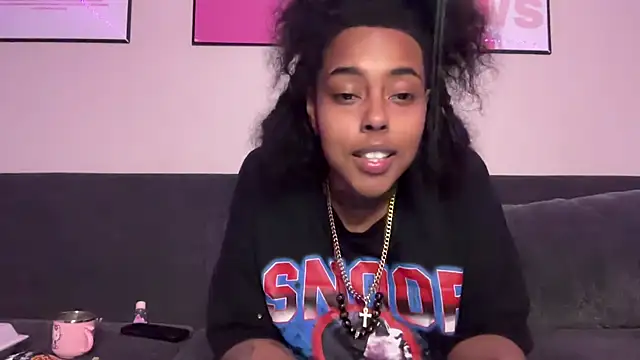 Snapshot of seductivefreak7 chatting on December 1, 5:08 am seductivefreak7 online show from December 1, 5:08 am