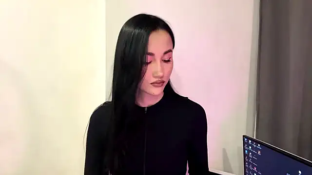 Beautyofnlka online show from November 27, 1:00 pm