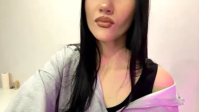 Beautyofnlka online show from November 24, 1:00 pm