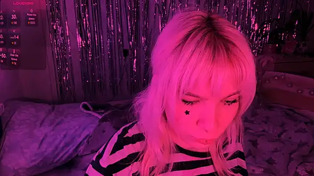 LolaDollyMur online show from January 7, 7:19 pm