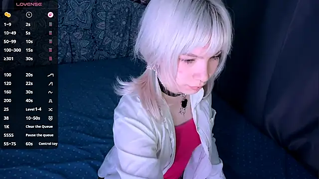 LolaDollyMur online show from December 3, 7:13 pm