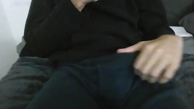 latinman7944 online show from February 10, 6:23 am