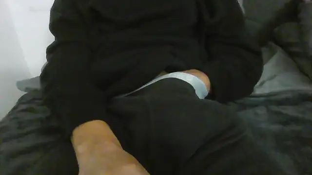 latinman7944 online show from March 4, 4:20 am