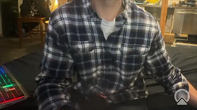 famous1tad online show from January 10, 4:19 am