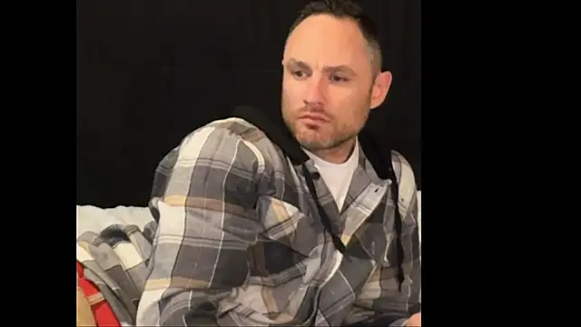 famous1tad online show from March 22, 4:30 pm