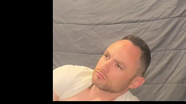 famous1tad online show from April 13, 2:26 am