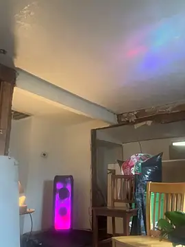 famous1tad online show from February 26, 5:13 pm