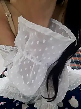 Alpee kumri online show from December 2, 11:45 am