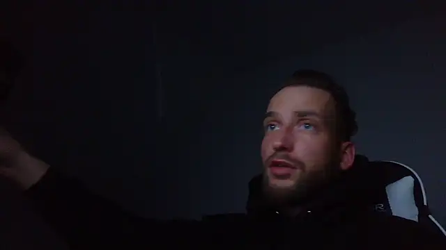 BonnieundKlyde online show from December 5, 12:43 am