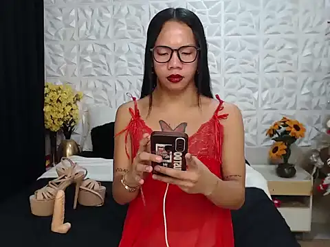 TransGoddessSofia online show from December 15, 9:48 am