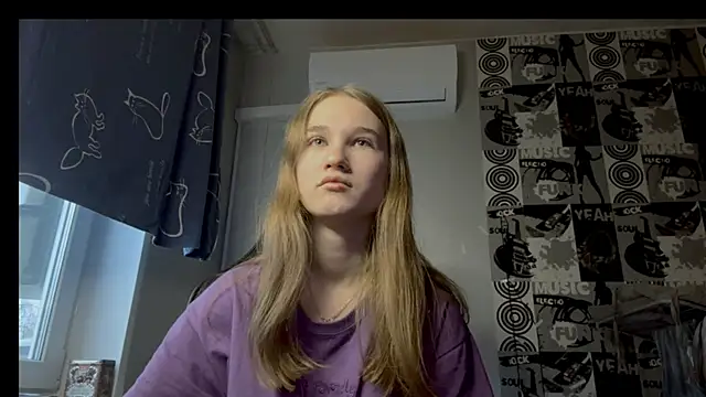 helgicuteness online show from December 17, 6:40 am