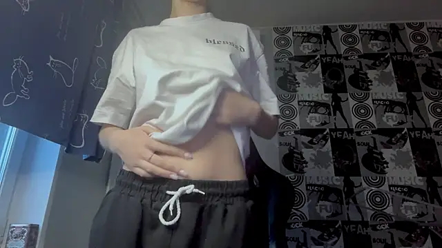 helgicuteness online show from December 20, 12:30 pm