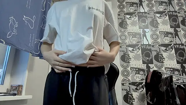 helgicuteness online show from December 22, 1:00 pm