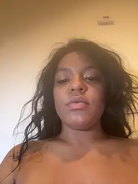 xoeewinters online show from November 29, 1:06 am