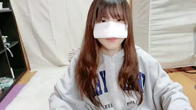  NATSUMI online show from January 11, 5:58 am