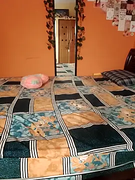 Snapshot of Ammu_Kutty143 chatting on April 5, 6:53 am Ammu Kutty143 online show from April 5, 6:53 am