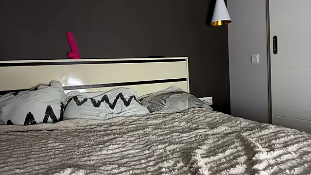 stellaqt online show from December 15, 3:51 pm