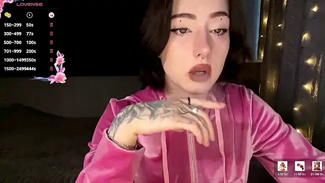 Meowluly online show from February 9, 11:36 pm