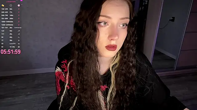 Meowluly online show from April 8, 9:27 pm