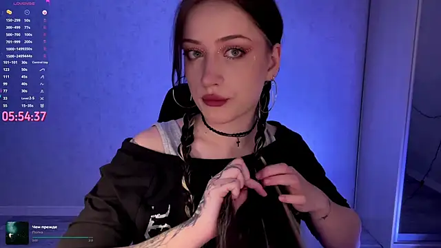 Meowluly online show from April 16, 9:37 pm