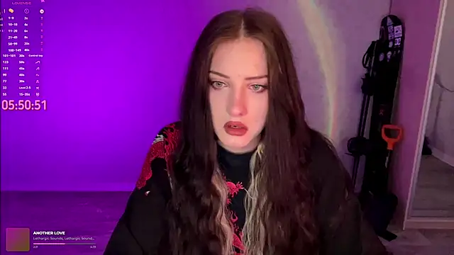 Meowluly online show from April 21, 9:54 pm