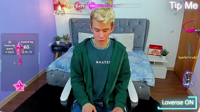 Juaan Diick online show from December 19, 2:08 pm