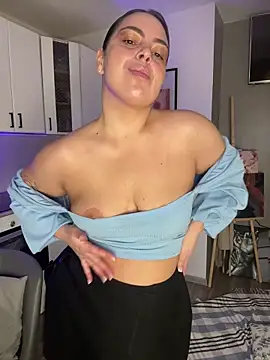 Amalia Lia  online show from February 10, 10:20 pm