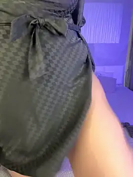 Amalia Lia  online show from December 1, 6:20 pm